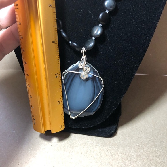 Black Agate Slice Necklace - Picture 5 of 5